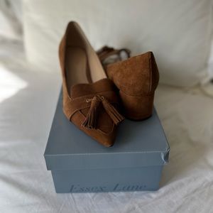 Bark Essex Suede | Essex Lane | Size 7 1/2 Womens